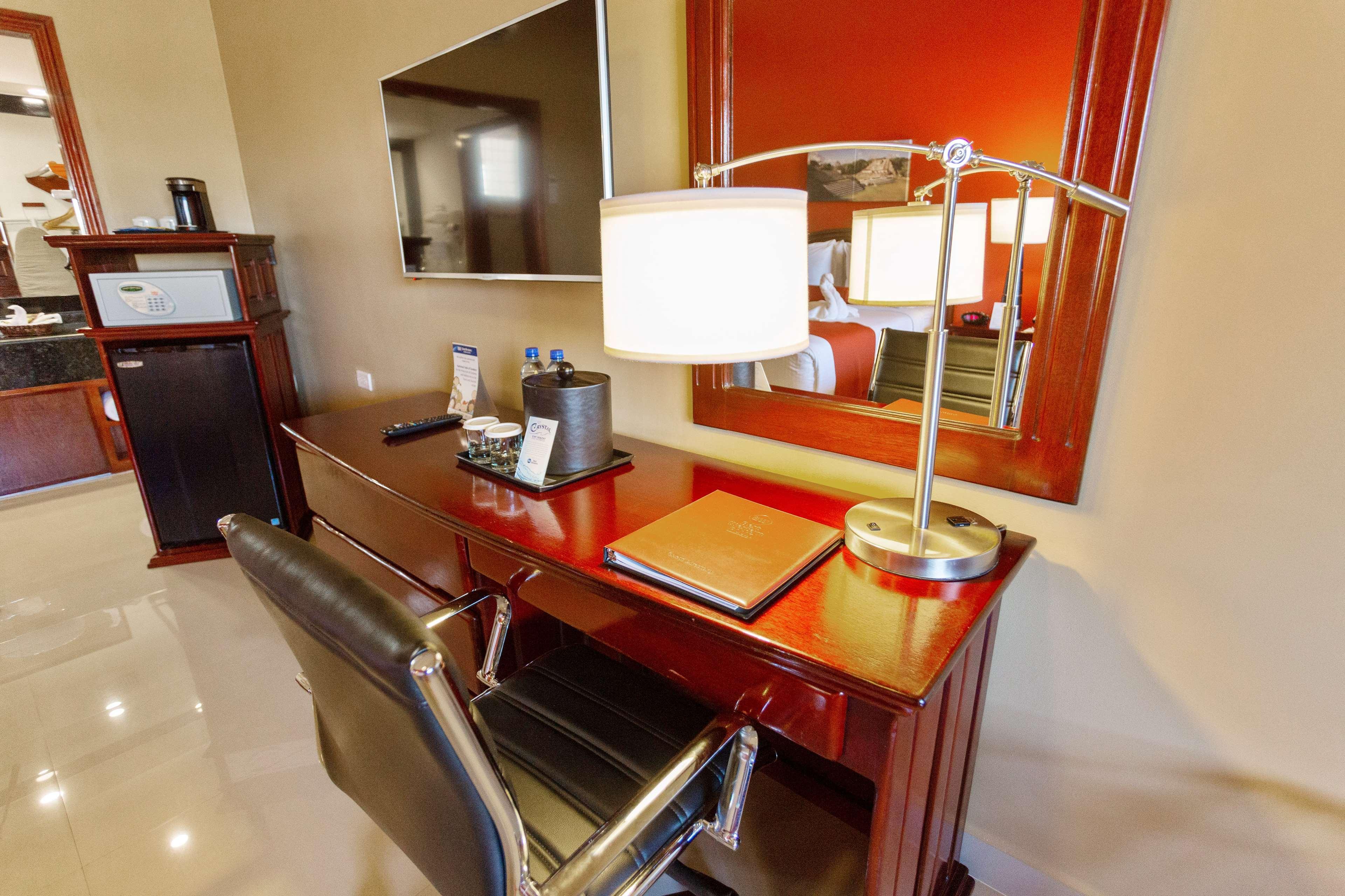 Best Western Plus Belize Biltmore Plaza Cidade de Belize Exterior foto