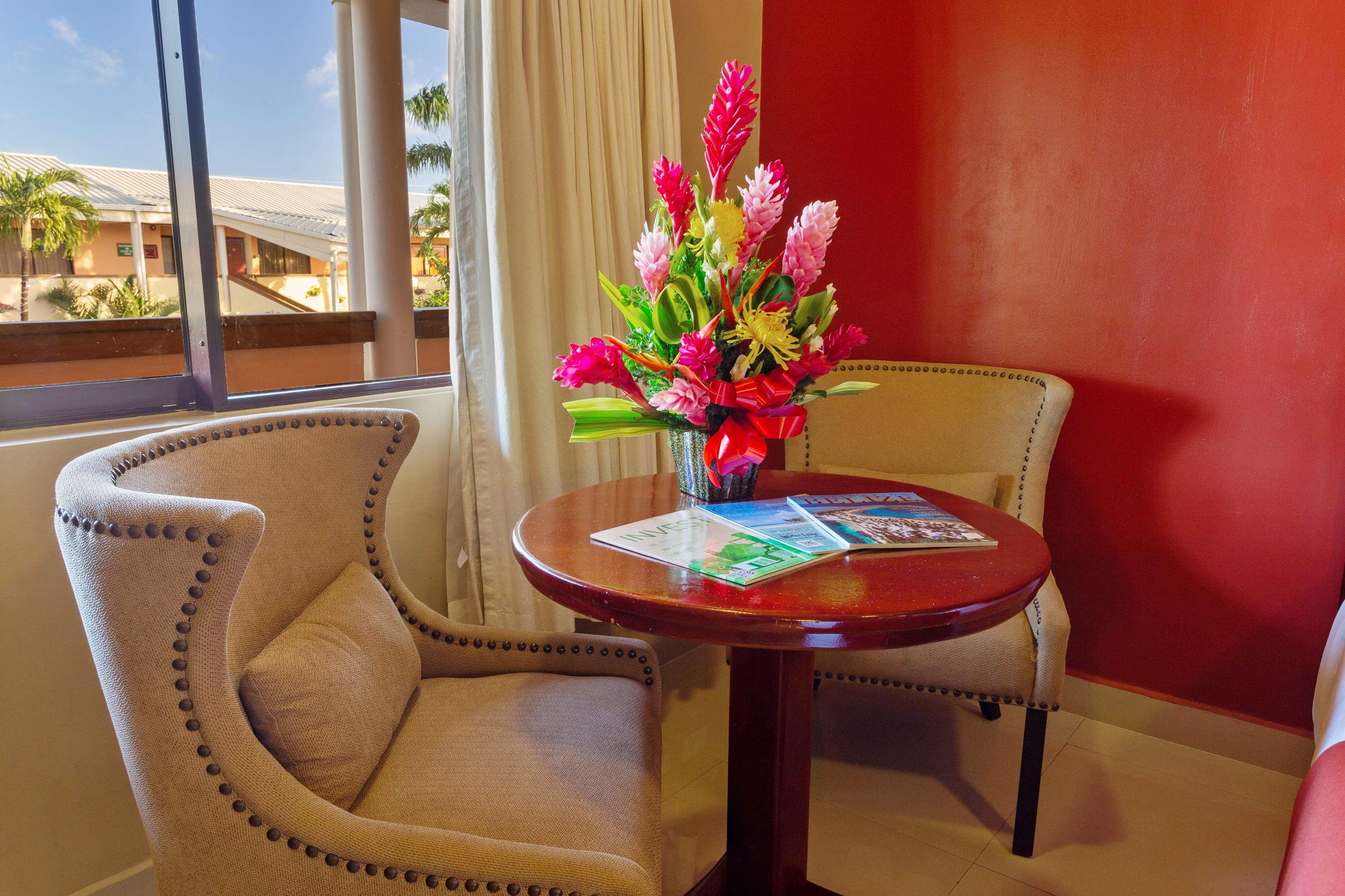Best Western Plus Belize Biltmore Plaza Cidade de Belize Exterior foto