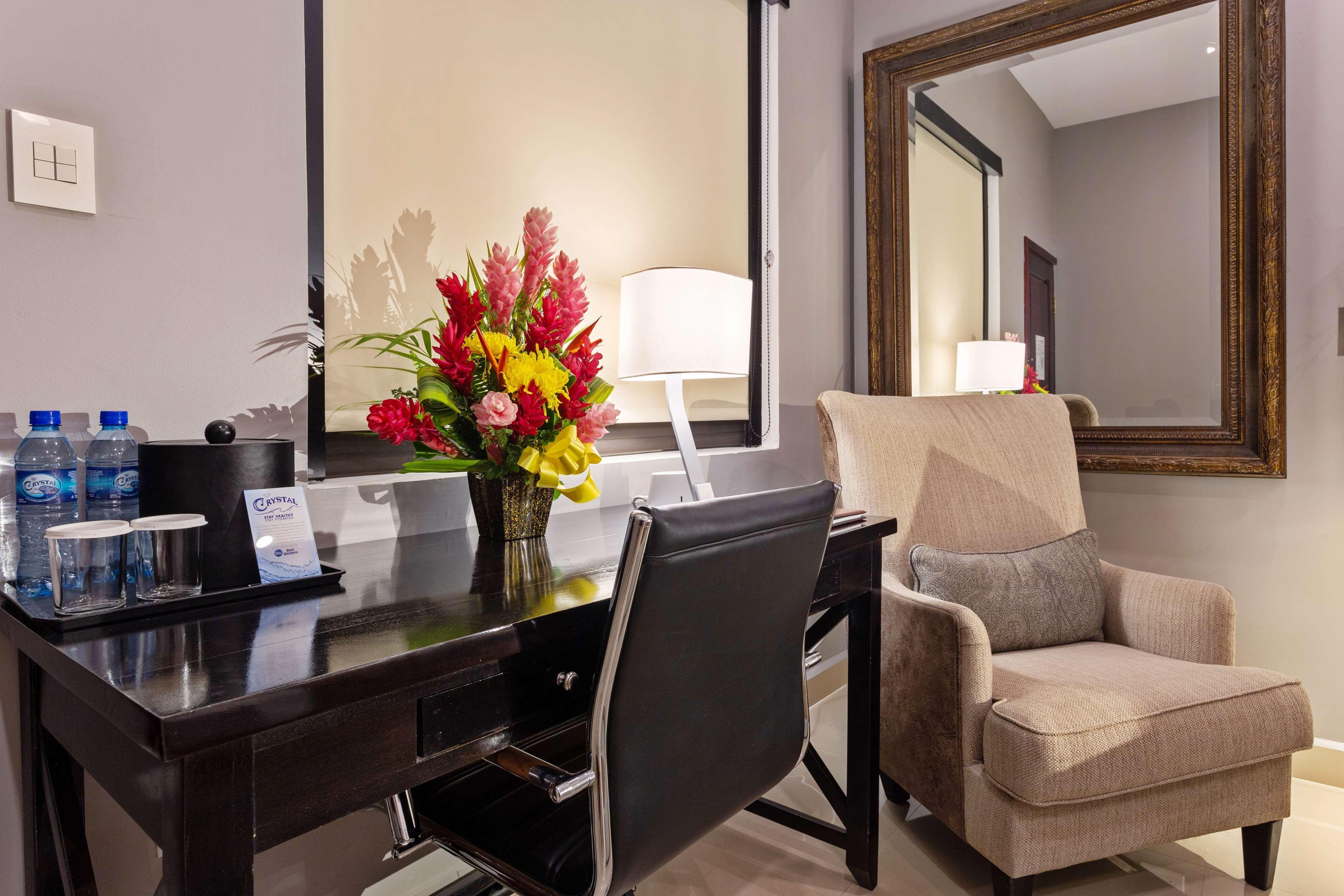 Best Western Plus Belize Biltmore Plaza Cidade de Belize Exterior foto