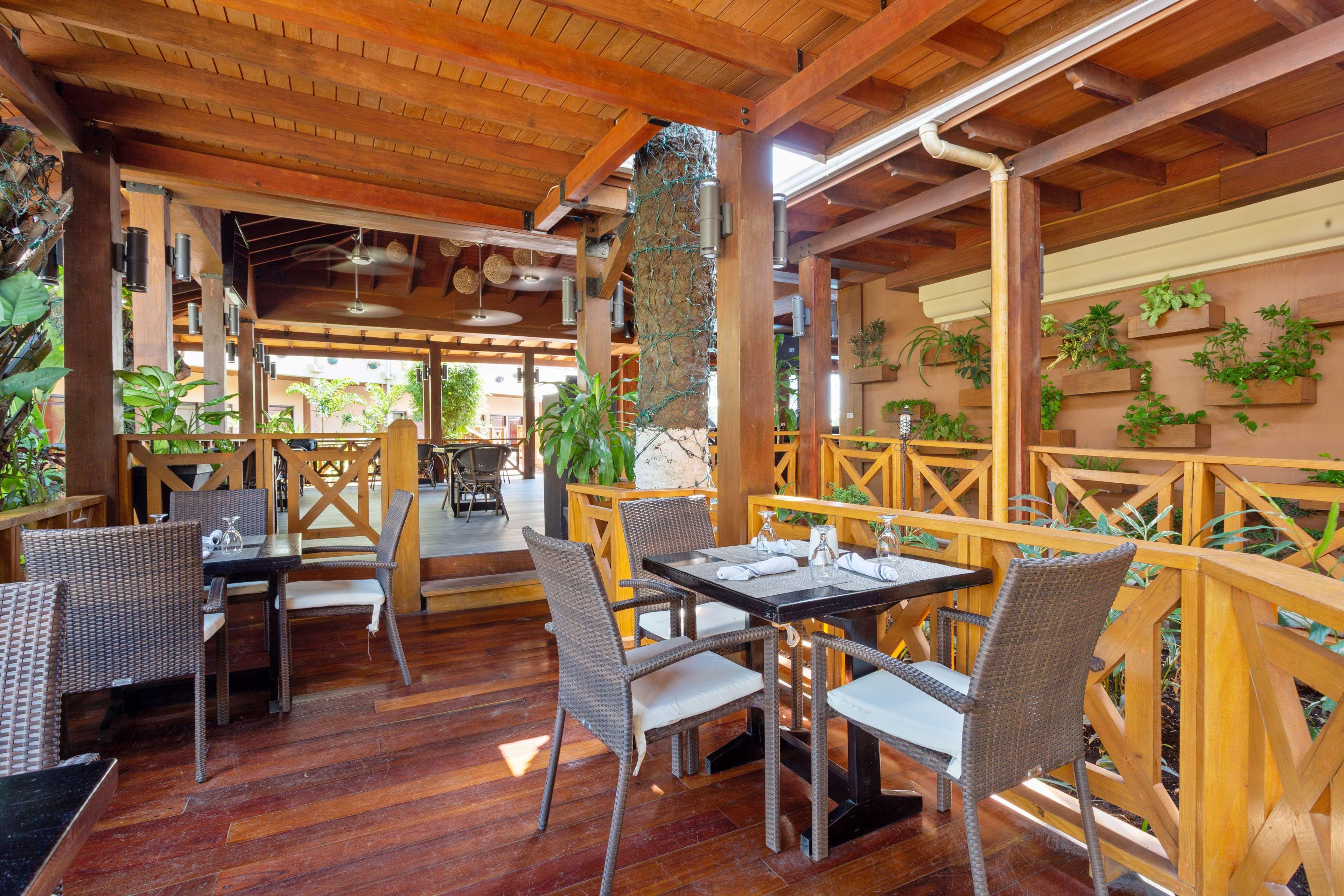 Best Western Plus Belize Biltmore Plaza Cidade de Belize Exterior foto
