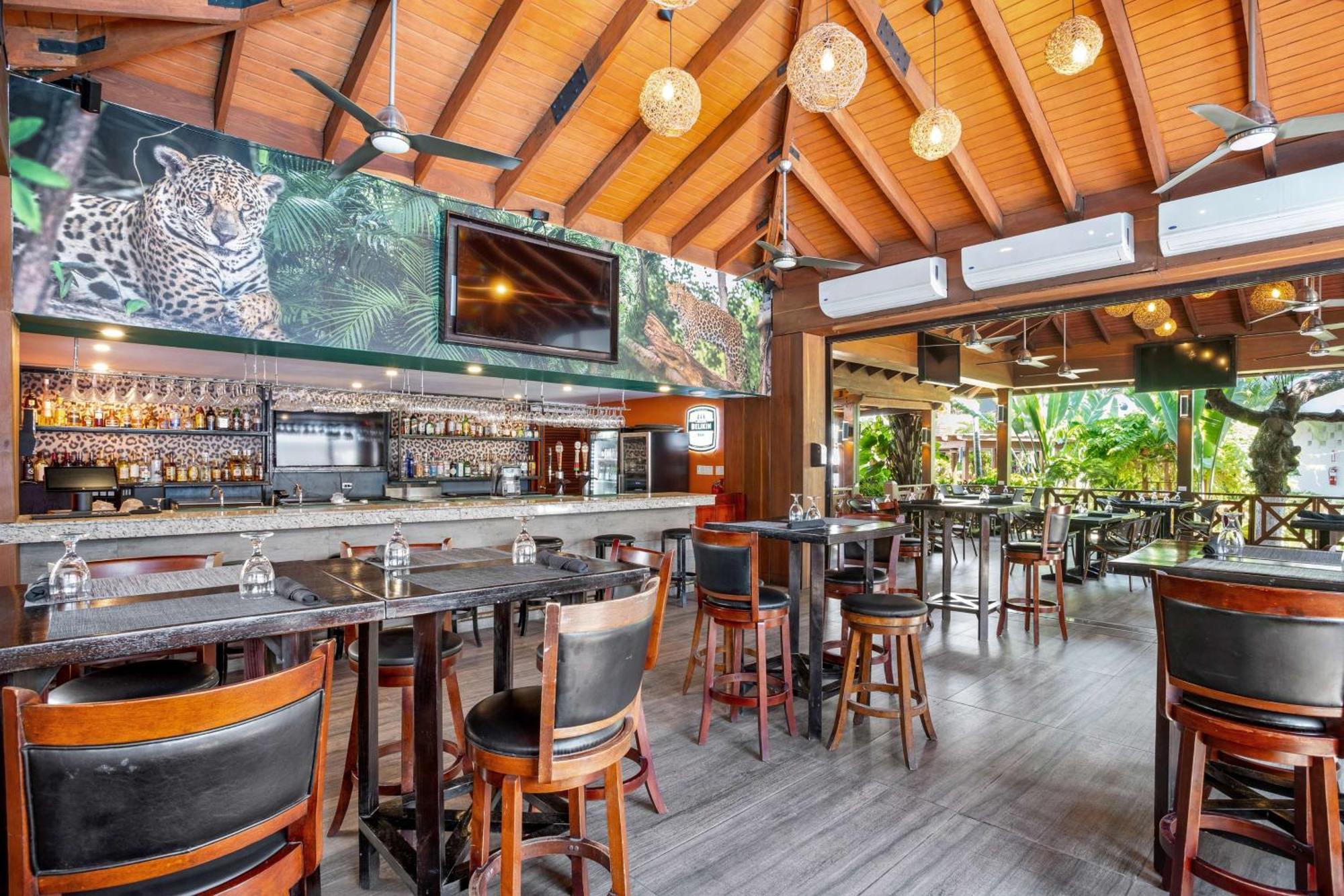 Best Western Plus Belize Biltmore Plaza Cidade de Belize Exterior foto